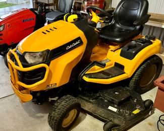 2020 Cub Cadet XT3 GSX 
• 60” Deck
• 138 Hrs