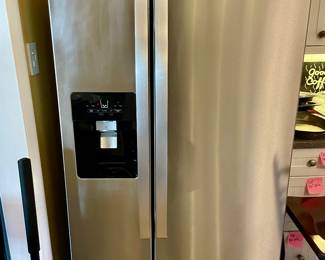 Frigidaire Refrigerator