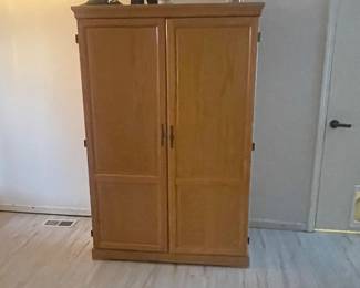 Oak armoire 