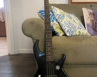 This is a very cool looking Japanese made Aria Pro II electric bass guitar that is from the 1980’s. It has some typical small nicks and scuffs as one might expect from an older bass guitar but it is iin pretty good condition overall. 