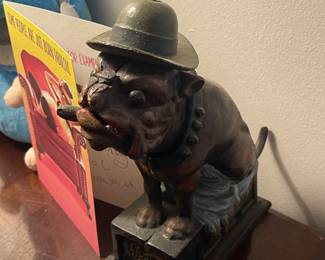 Ole Puffer Cast Iron. Bulldog 
