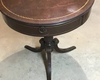 Antique round drum table w/ pull out drawer. 24"L 24"W 28"H