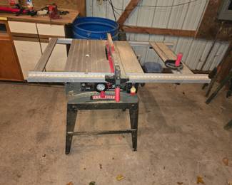 Nice Larger Craftsman Tablesaw.
