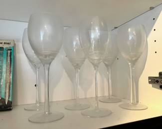 Set of 6 Long Stem Wine Glasses with Swirl Design