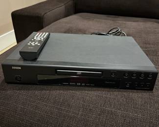 Denon Progressive Scan DVD Player – DVD-557