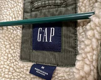 GAP Men's Sherpa Lined Green Corduroy Jacket - Size Medium
