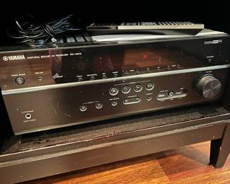 Yamaha AV Receiver – RX-V673