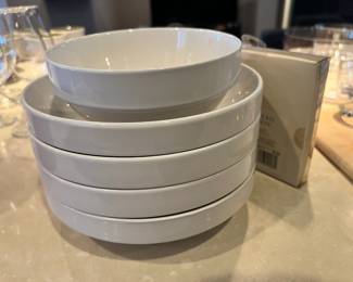 Stack Up 4 Soup Bowls and Cereal Bowl