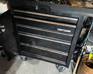 Craftsman rolling tool chest