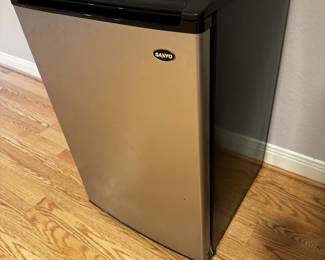Small stainless fridge 