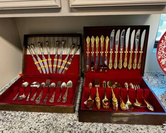 Flatware sets 