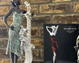 Giuseppe Armani Figurine, numbered with original box. 