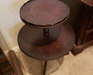 VINTAGE 2 TIER DUNCAN PHYFE TABLE