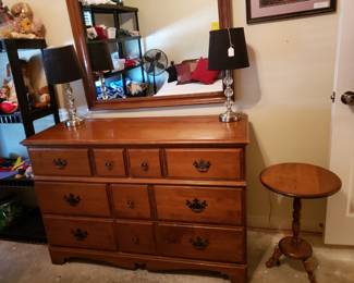 SPRAGUE & CARLETON FULL SIZE DRESSER AND WALL MIRROR, KEENE, NEW HAMPSHIRE, MID CENTURY