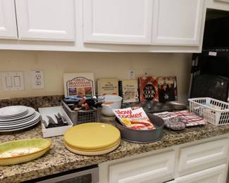 KITCHENWARE & COOK BOOKS