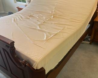 Queen Tempur-pedic- near new appearing, adjustable base.