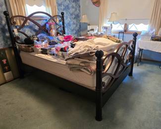 Tomorrow, I'm going to see if this bed flies like in Bedknobs and Broomsticks.  If it does, I'm gonna keep that info to myself.