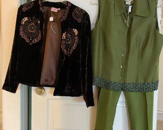 Misc Clothing brands including :   Jones New York, Sigrid Olsen,  La Madona, Anne Klein, Oleg Cassini, Liz Claiborne,  Lorizonp, Crystal Kobe, Chicos, Curio, Ann Taylor, Carole Wang, Alfani
