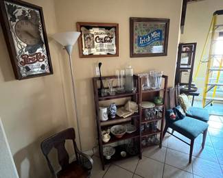 Lots of great decor here.. dr Pepper, Coca-Cola, Pepsi, bar mirrors