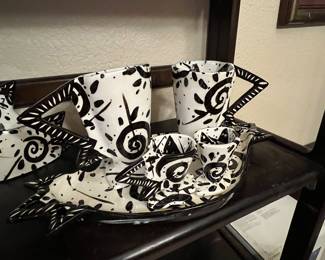 So cool! Looks like something out of Tim Burtons Alice in wonderland!