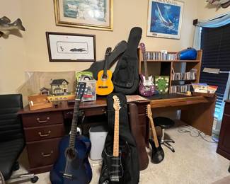 Guitars!!!! Many!
