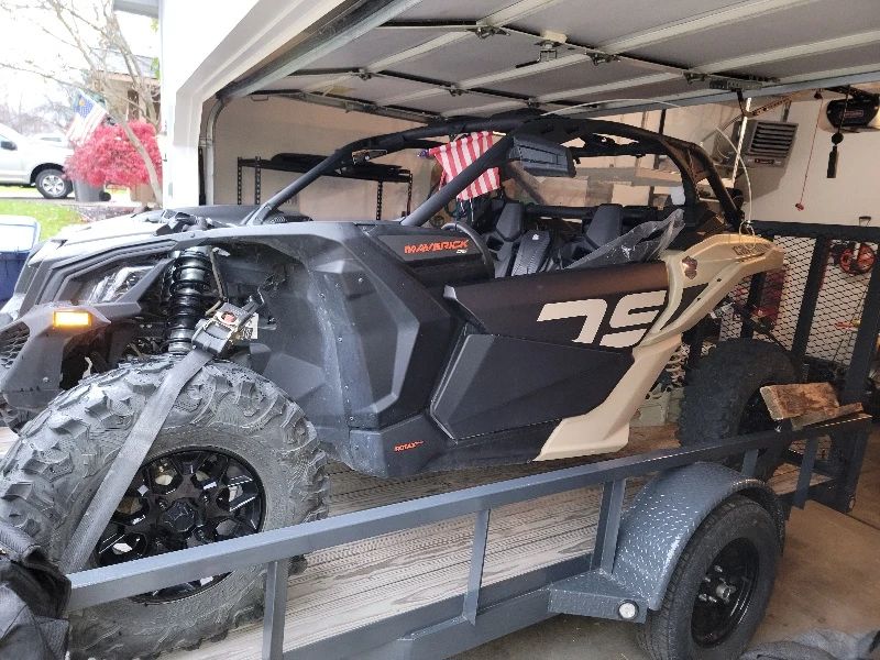 2022 Can Am Maverick DS Turbo w/Trailer