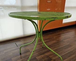 Round Metal Outdoor Table