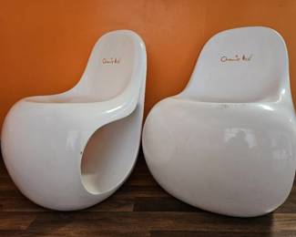 (2) White Modern Futuristic Chairs