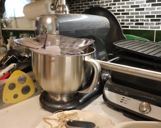 pampered chef stand mixer