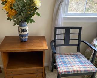 Mid Century Modern Chair.