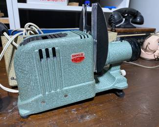 Romanslide slide projector.
