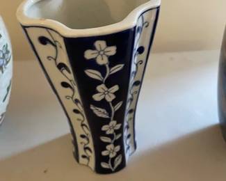 Blue and white vase,