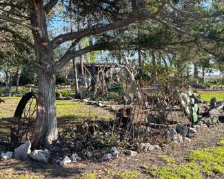 Rustic Yard Art, Metal Fencing