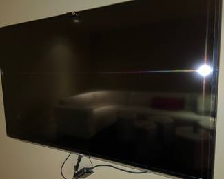 Smart Flat Screen TV