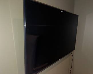 Smart Flat Screen TV