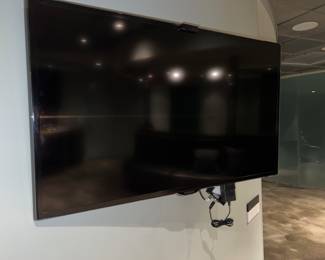 Smart Flat Screen TV