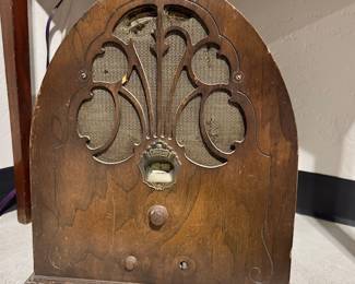 Antique Tube Radio Philco