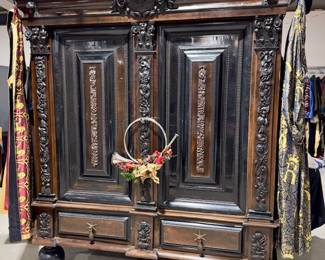 Rare Piece 17th Century KASS Cabinet / Dutch made Substantial Gotta See Very Large Great for Winery Tasting Room ETC