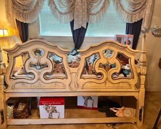 5 piece King bedroom set
$300