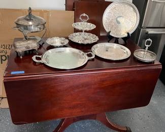 Drop leaf dining table with leaves, silver plate
