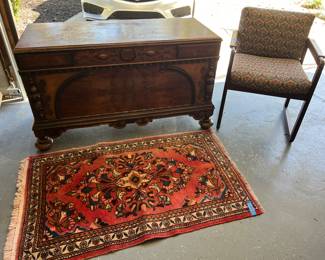 30’s cedar chest, rug