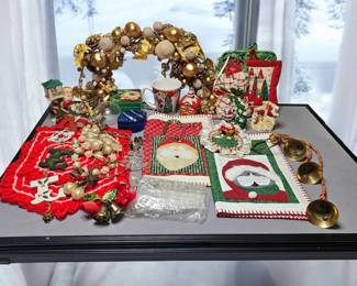 Christmas Brass Bells Wreath  Vintage Table Decorations  More