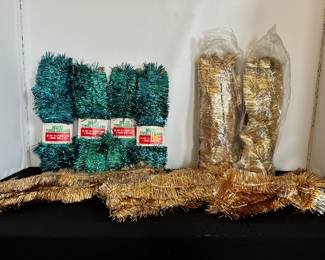 Tinsel garland