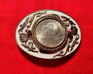 Belt buckle
