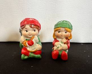 Avon Santa's helpers salt and pepper