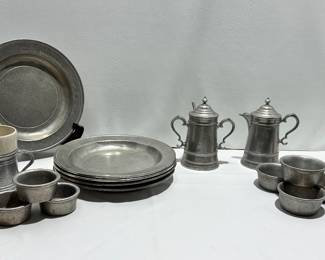 Wilton Armetale Plough Tavern pewter plates