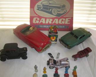 Antique toy cars 