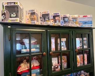 Funko Pop The Wizard of Oz Wicked Witch, Funko Pops, Dark Green Wooden  Hutch