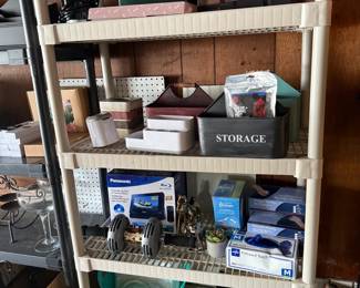 Storage bins