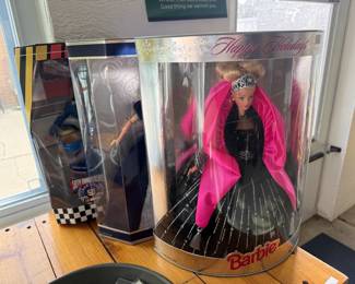 Happy Holidays barbie
